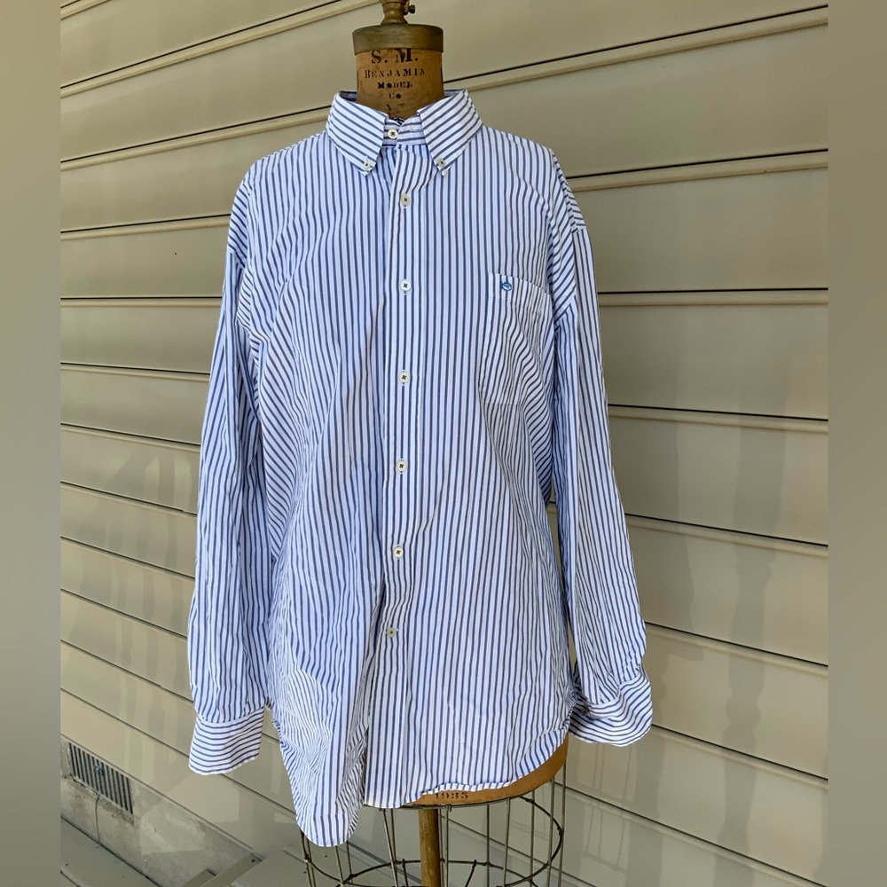 Southern Tide mens button down shirt